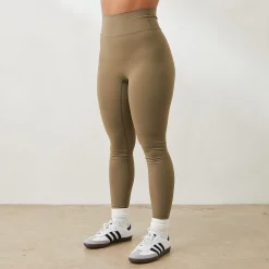 Essential Leggings