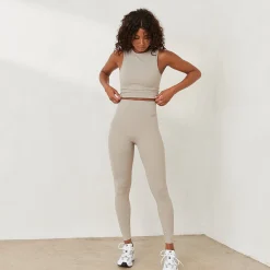 Essential Tank Top