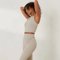 Essential Tank Top