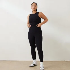 Essential Tank Top