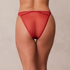 Illustration Briefs