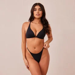 Light Non-Wired Plunge T-Shirt Bra