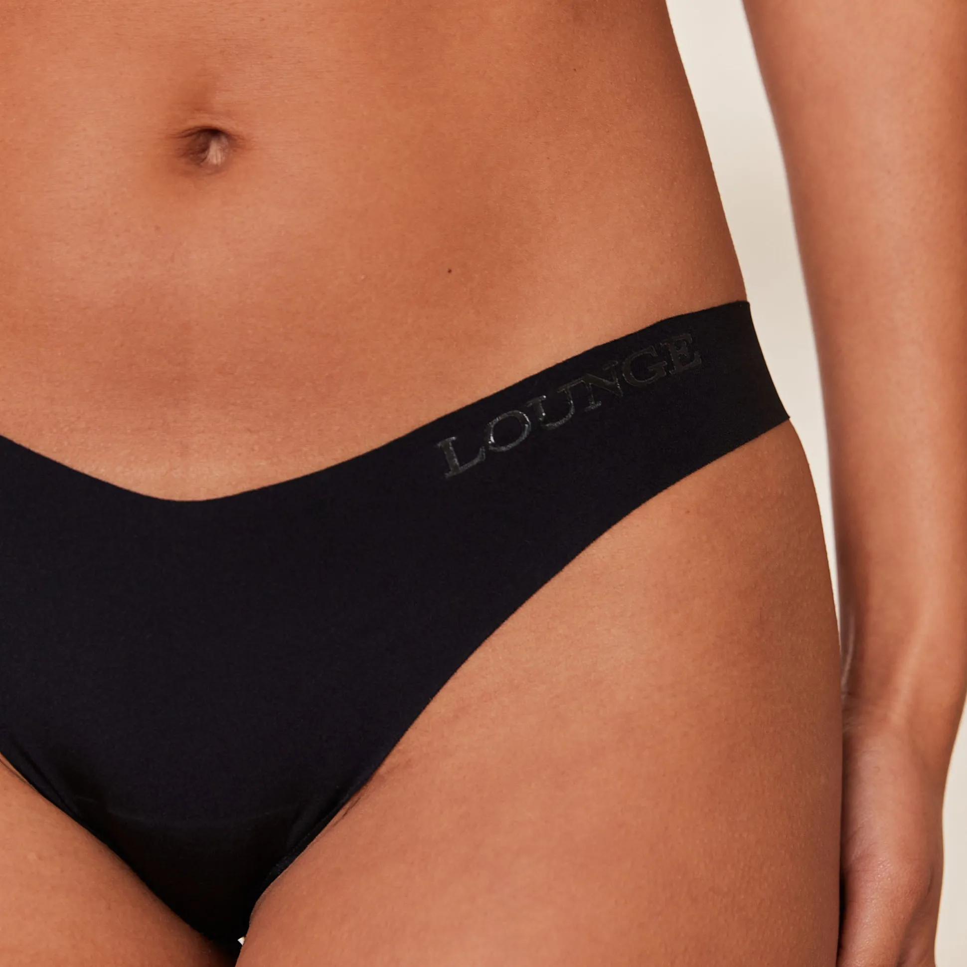 Seamless No Show Cheeky Briefs X2